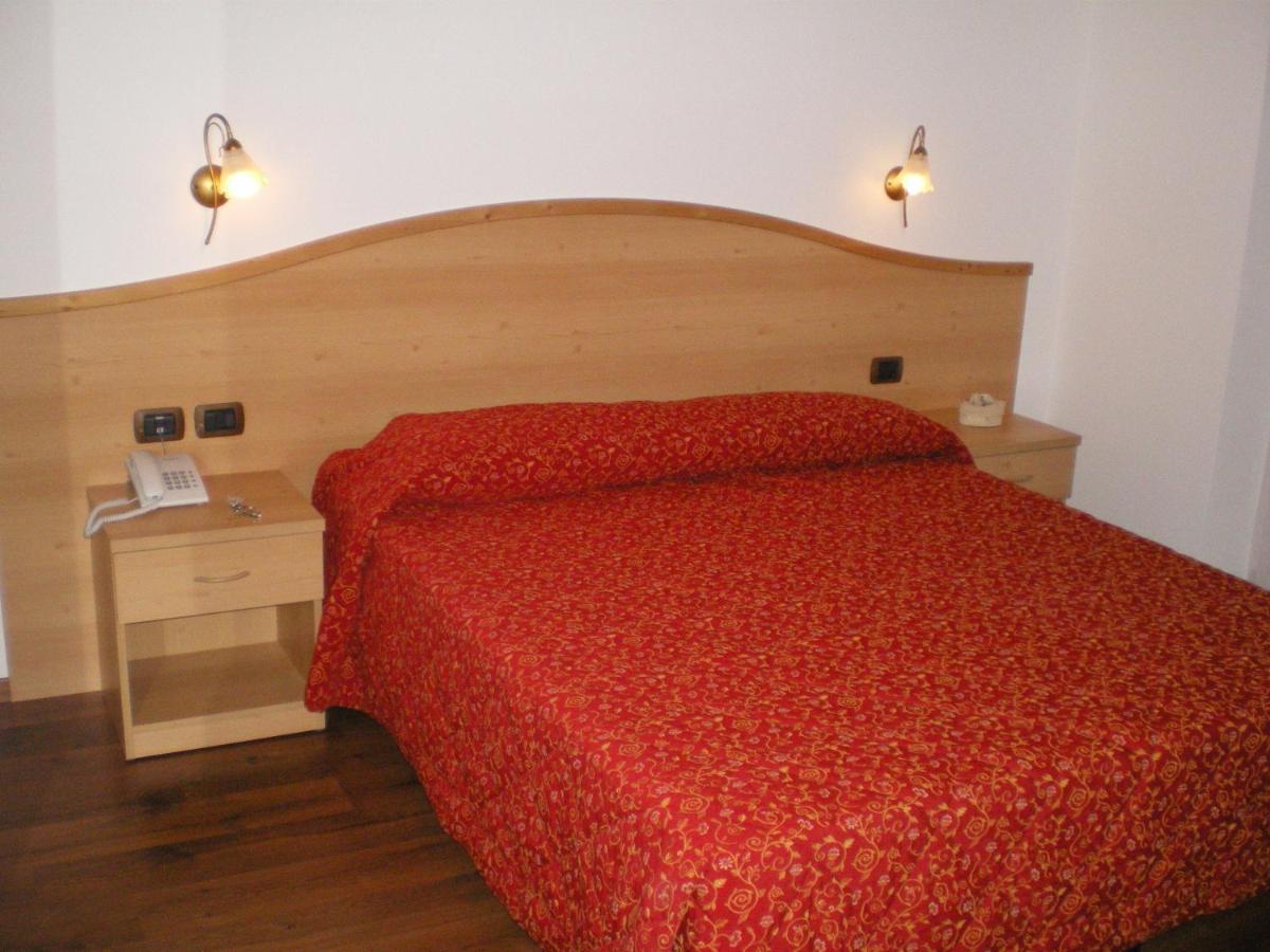 Garni Arnica Bed & Breakfast Molveno