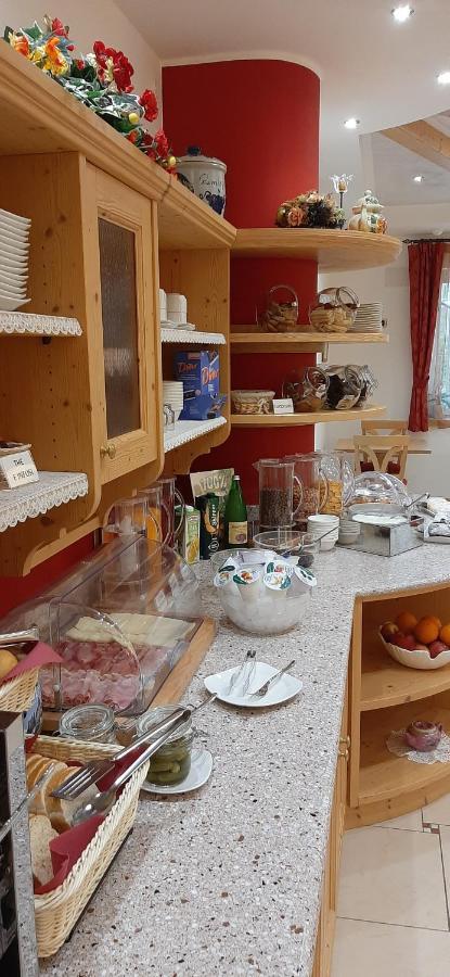Garni Arnica Bed & Breakfast Molveno