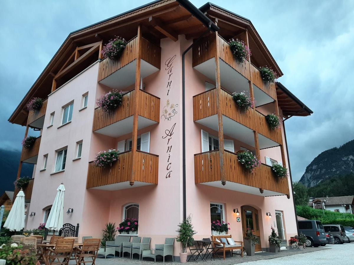 Bed & Breakfast Garni Arnica *