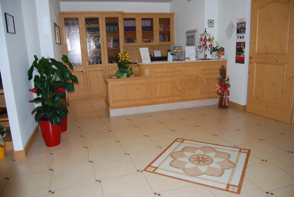 Bed & Breakfast Garni Arnica Molveno